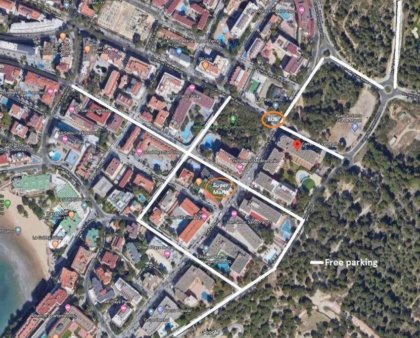 Bonito Apartamento Con Piscina Salou Luaran gambar