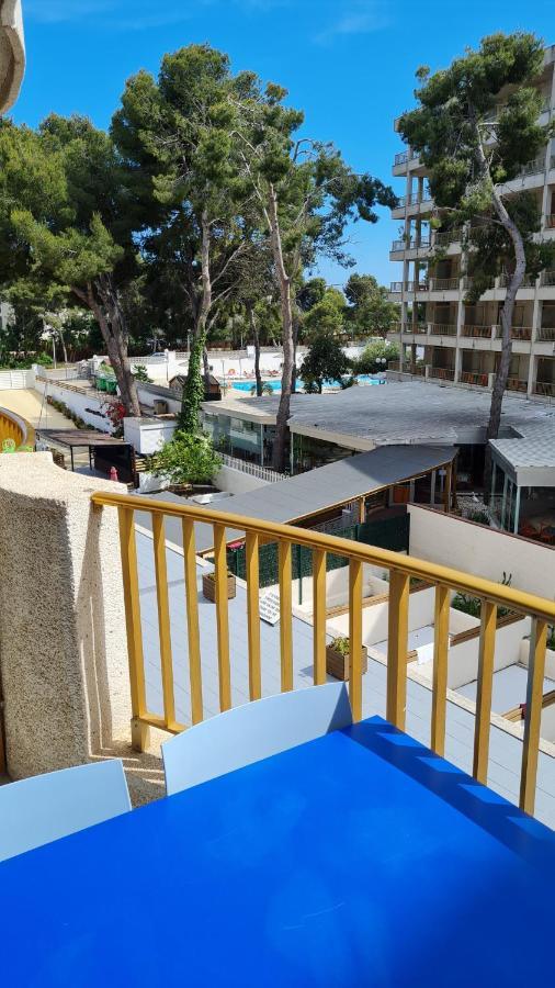 Bonito Apartamento Con Piscina Salou Luaran gambar